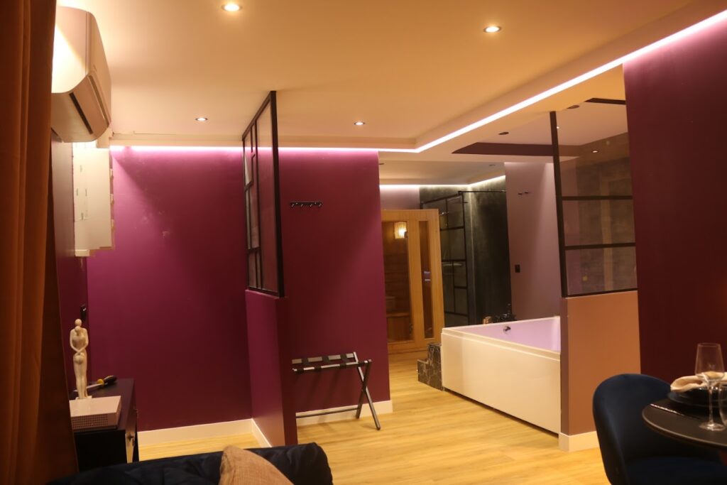 Love Room