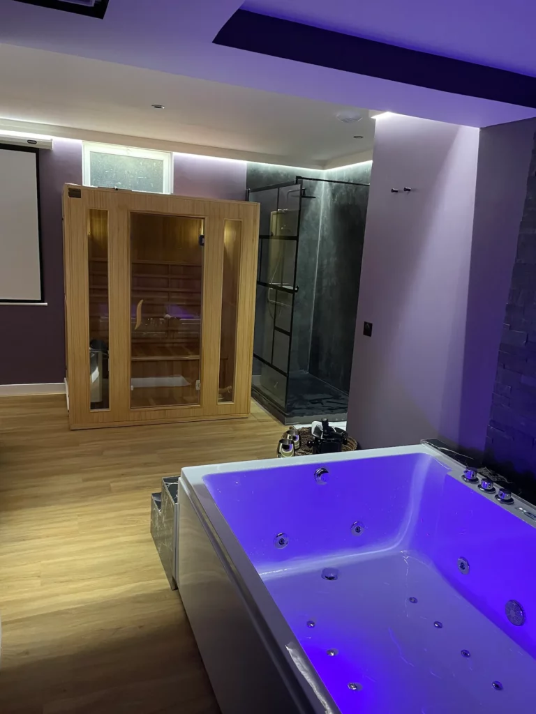Love Room