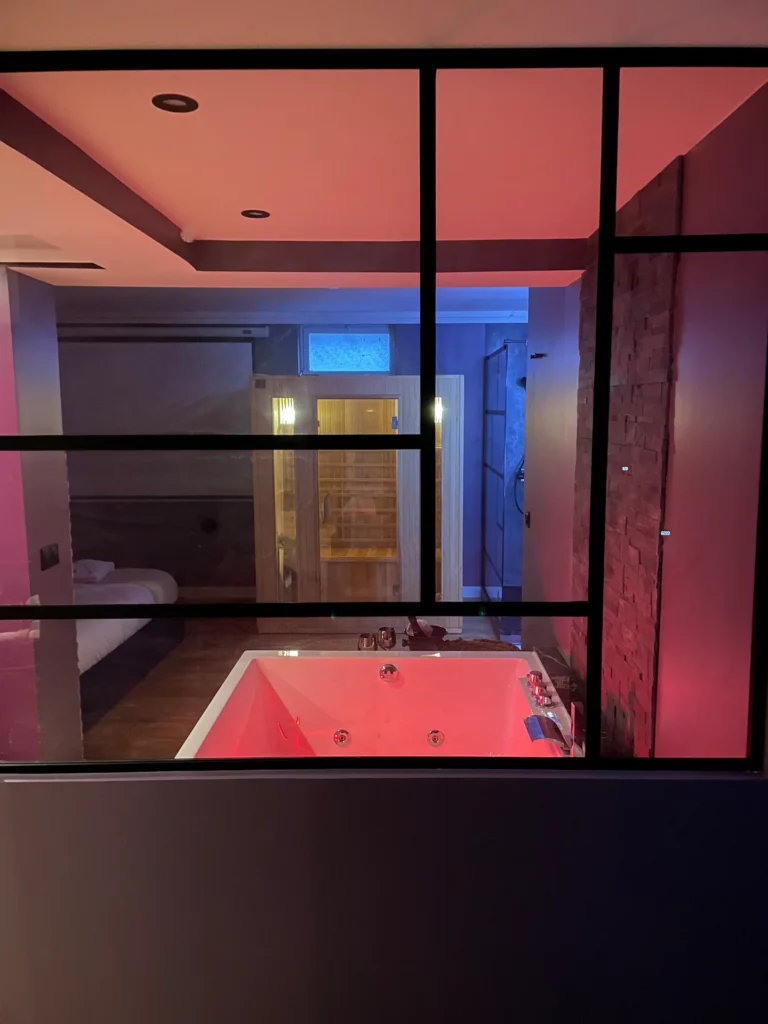 Love Room
